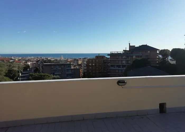 Terrazza Sul Mare In Via Devoto *