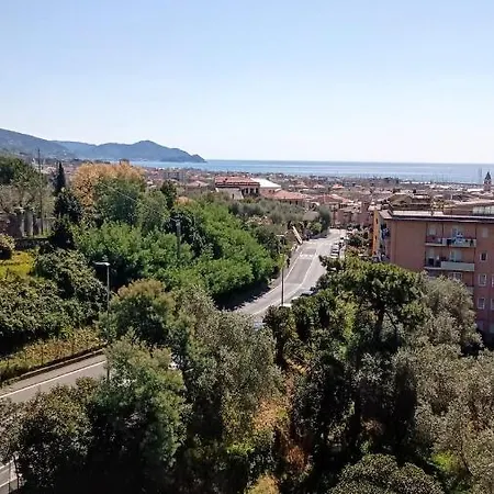Terrazza Sul Mare In Via Devoto דירה קיאברי
