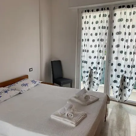 Terrazza Sul Mare In Via Devoto *