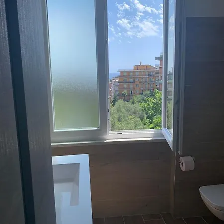 Apartament Terrazza Sul Mare In Via Devoto