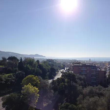 Terrazza Sul Mare In Via Devoto Chiavari